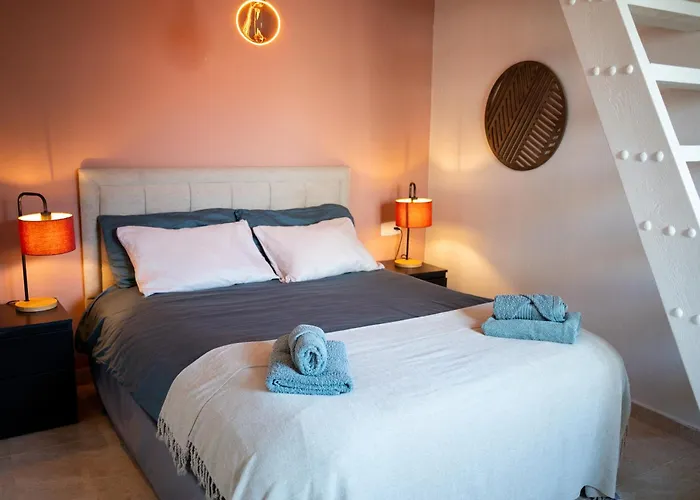 Casa Sunrisa 度假居 埃斯特波纳